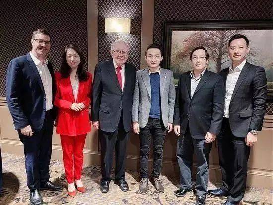 自称推特新CEO<strong></p>
<p>中国比特币</strong>，被李笑来引路，这个币圈大忽悠，到底什么来头？