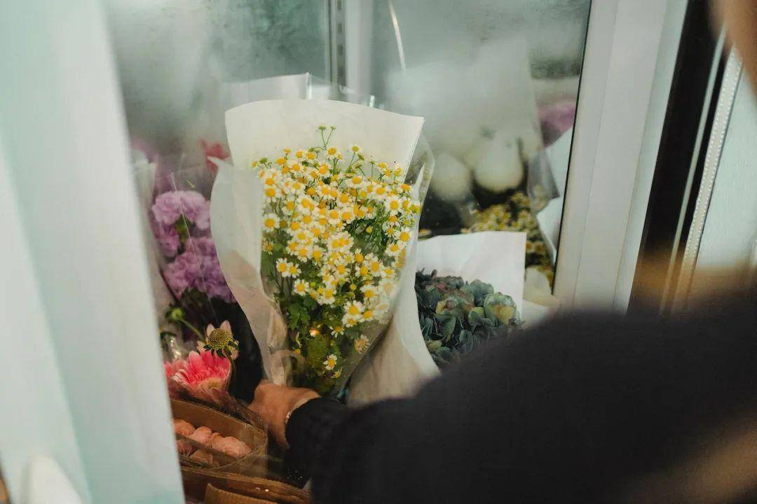 巨头抢滩<strong></p>
<p>火币网官网</strong>，垂直鲜花电商何以破局？