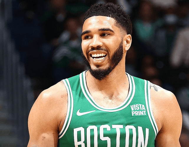 5年3.45亿！4年2.93亿！NBA大合同满天飞<strong></p>
<p>5亿虚拟币</strong>，文班亚马将成亿元先生