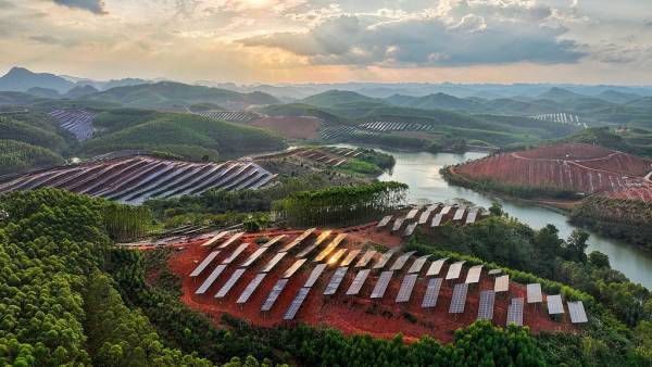 “某些国家话说得很满却不落实<strong></p>
<p>虚拟币取钱</strong>，中国正相反”