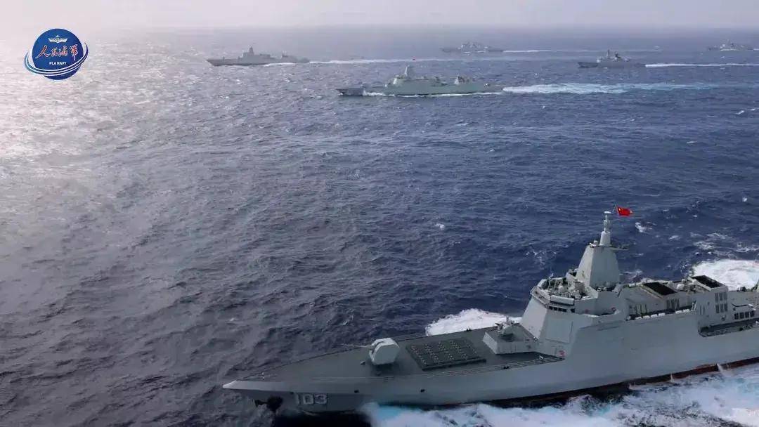 中国首个双航母战斗群横空出世<strong></p>
<p>虚拟币人民</strong>！歼-15B/D居然悄悄装备这么多了？