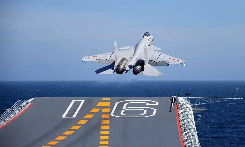 中国首个双航母战斗群横空出世<strong></p>
<p>虚拟币人民</strong>！歼-15B/D居然悄悄装备这么多了？