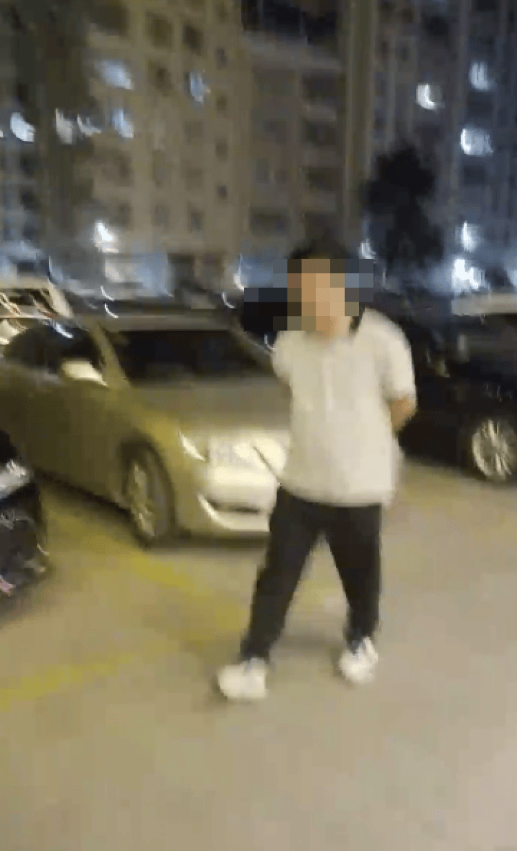 广东茂名高三女生从教学楼跳下<strong></p>
<p>抵押虚拟币</strong>，家属称留有遗书，学校：正在协商