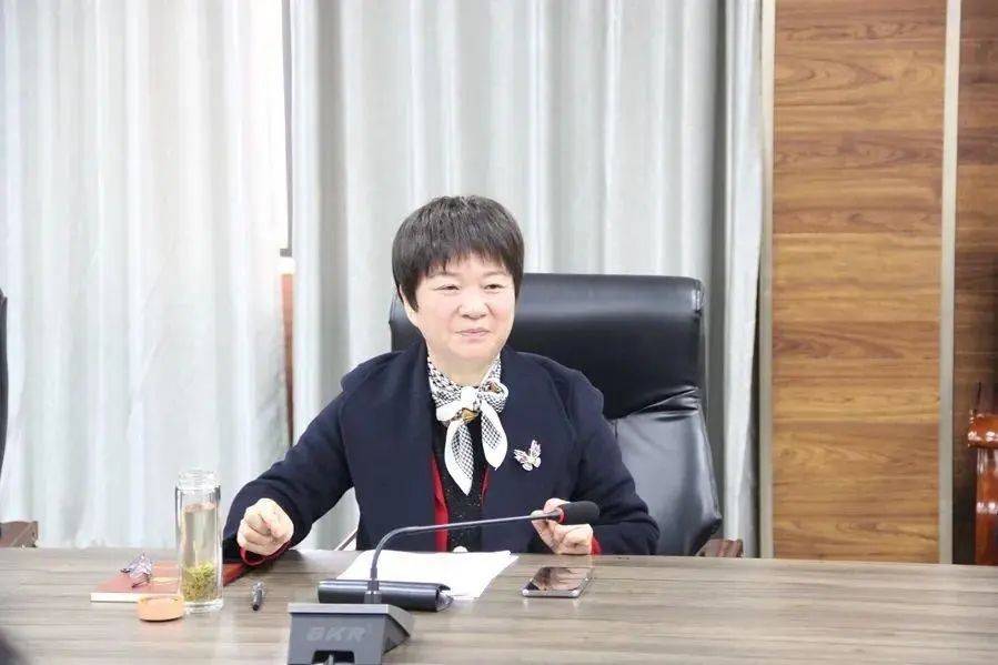 河南一原副厅级女干部被开除党籍<strong></p>
<p>抵押虚拟币</strong>！卸任不到两个月就被查