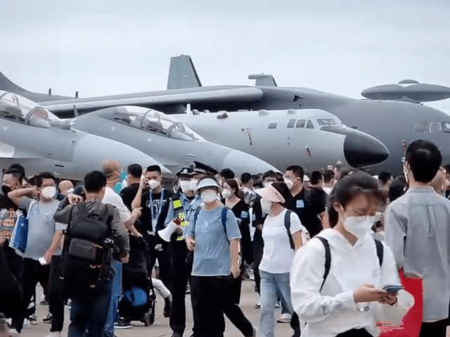 歼10CE才是最大赢家？航展首日被包围<strong></p>
<p>澳波虚拟币</strong>，伊朗空军司令登机满脸幸福