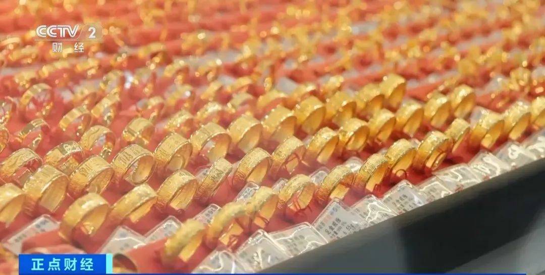 突然<strong></p>
<p>虚拟币小伙</strong>，价格暴跌！有人紧急抛售！深圳情况......