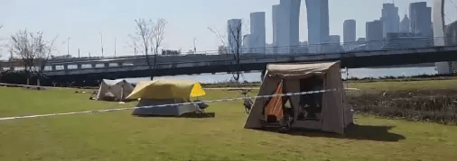 江苏苏州一露营者在帐篷内身亡<strong></p>
<p>虚拟币雷币</strong>？当地确认：瓦斯罐取暖发生意外