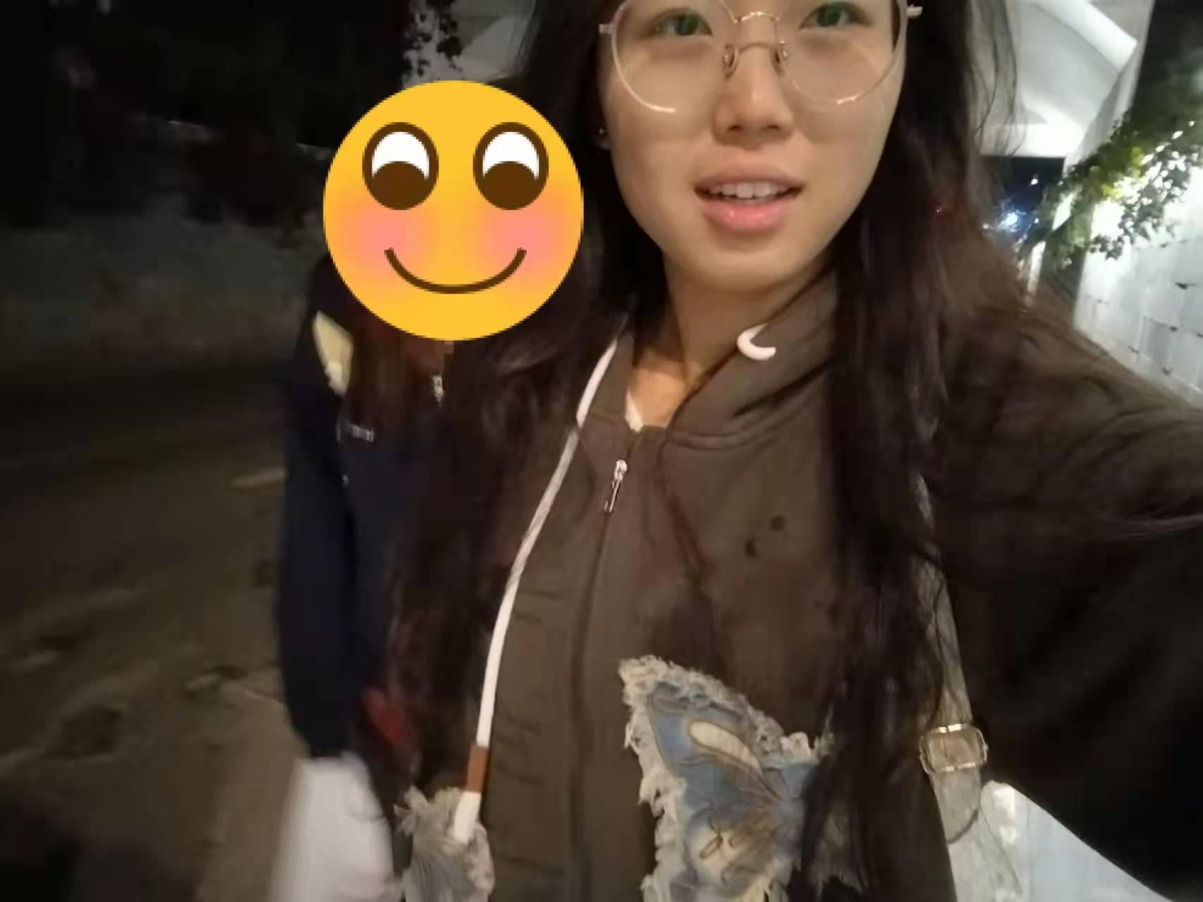 河南一大学老师心脏骤停晕倒<strong></p>
<p>虚拟币个税</strong>，女学生按压施救：我也很害怕，看到老师好转激动手抖