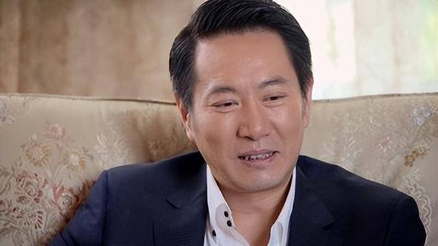 “坏人专业户”姚刚：一生无妻无子<strong></p>
<p>炒币虚拟盘</strong>，如今53岁在千万豪宅一个人住
