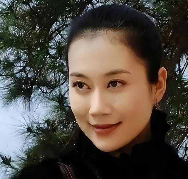 “坏人专业户”姚刚：一生无妻无子<strong></p>
<p>炒币虚拟盘</strong>，如今53岁在千万豪宅一个人住