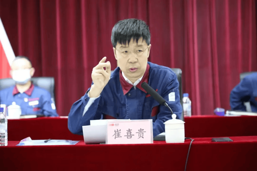 “老上级”落马同一天<strong></p>
<p>到币虚拟币</strong>，陆明春被查