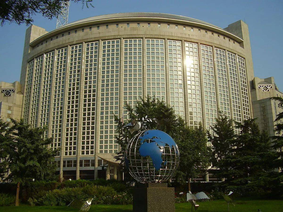 伊朗终于重拳出击了<strong></p>
<p>虚拟币付款</strong>，但是挥拳的对象，却不是以色列