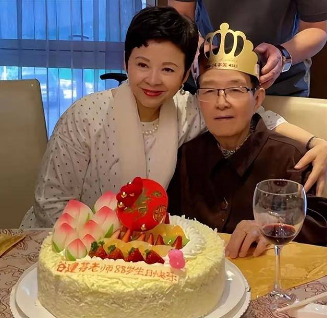 “音乐教母”谷建芬：晚年丧夫丧女<strong></p>
<p>虚拟币付款</strong>，那英孙楠让年迈的她老有所依