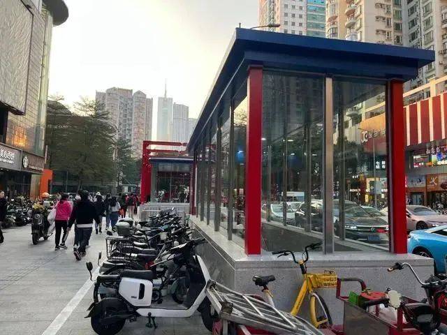 广州出现“超迷你”地铁口<strong></p>
<p>虚拟币付款</strong>，仅容两人并排走