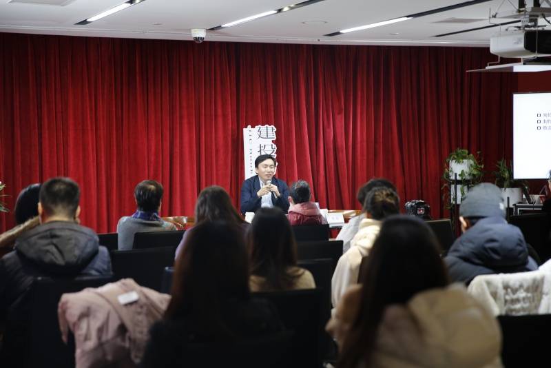 送外卖的北大博士后陈龙：数据控制下<strong></p>
<p>欧尼虚拟币</strong>，骑手究竟是一份怎样的职业