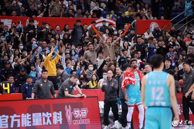 热血沸腾！青岛男篮最后三分钟14-0绝地翻盘<strong></p>
<p>sn虚拟币</strong>，队史首次单赛季双杀辽宁