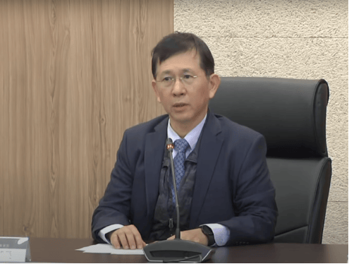 台岛马祖间两条海底电缆全断<strong></p>
<p>虚拟币店</strong>，台当局紧急开记者会说明，称最快2月完成修复