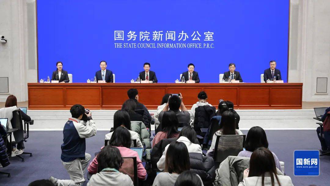 重大利好<strong></p>
<p>虚拟币店</strong>！A股集体高开！