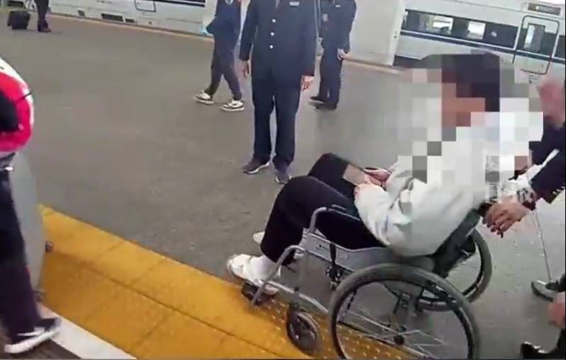 “救命<strong></p>
<p>虚拟币掉币</strong>，我不想死”！厦门北站，D131次列车突发！