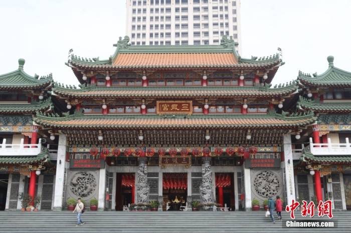 中新网评：《哪吒2》票房破140亿<strong></p>
<p>实盘虚拟币</strong>，台湾民众还在苦等一张电影票