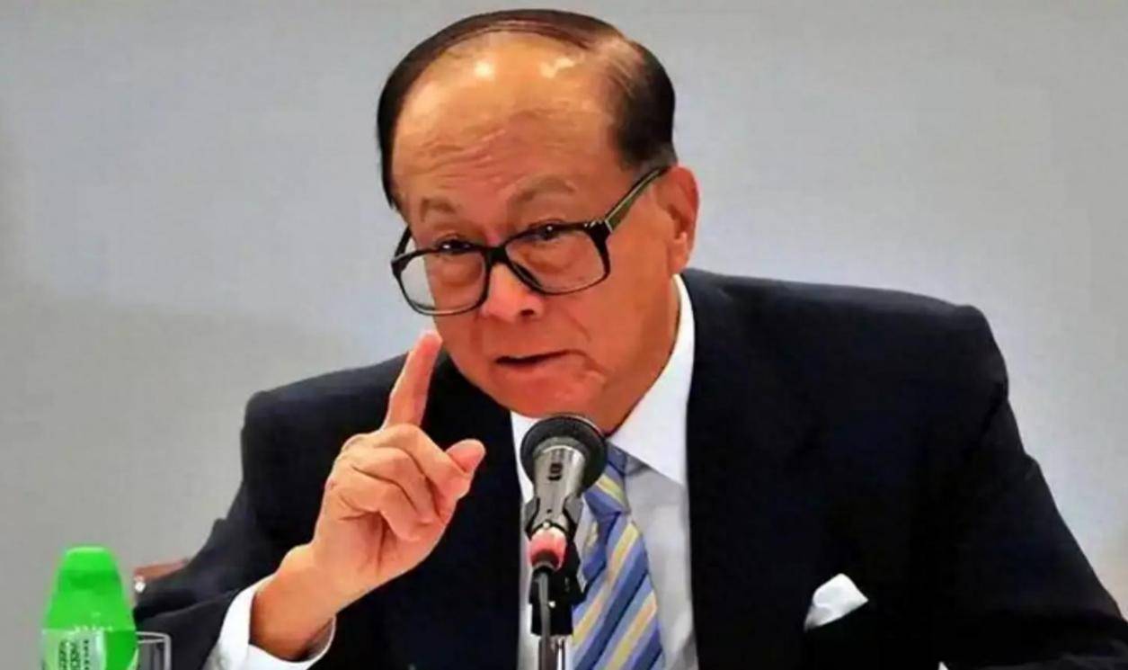李嘉诚铁了心了？港口或真没法留住了<strong></p>
<p>灰度虚拟币</strong>，微妙时刻，黑石高层有动作