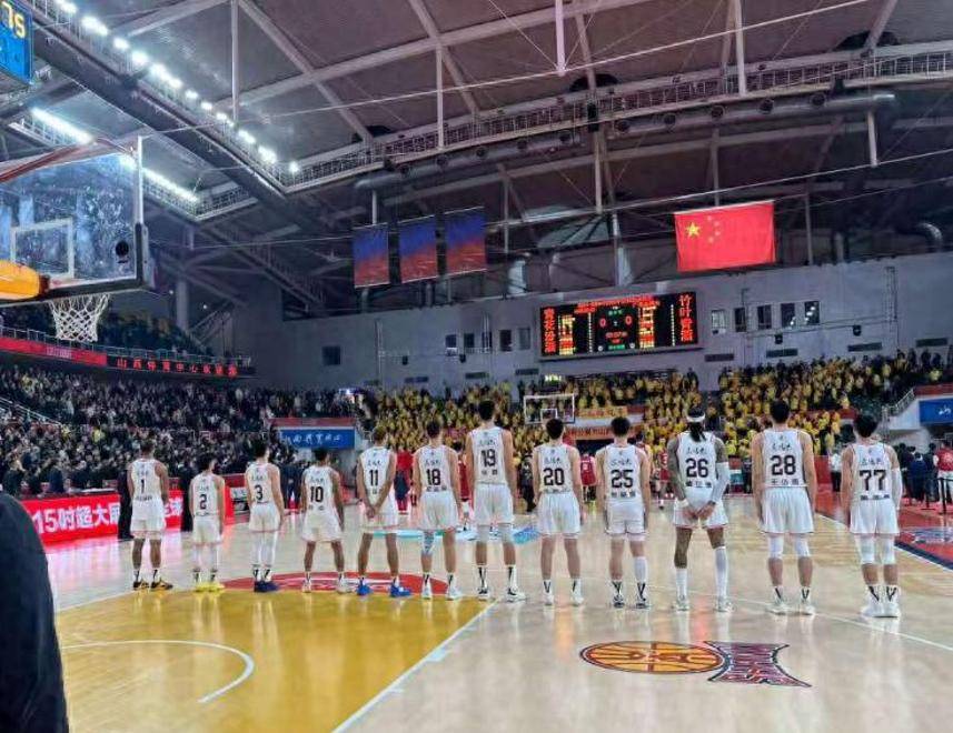 杜锋带13人出征上海！4外援+23兄弟<strong></p>
<p>鹤壁虚拟币</strong>，贝贝获重用