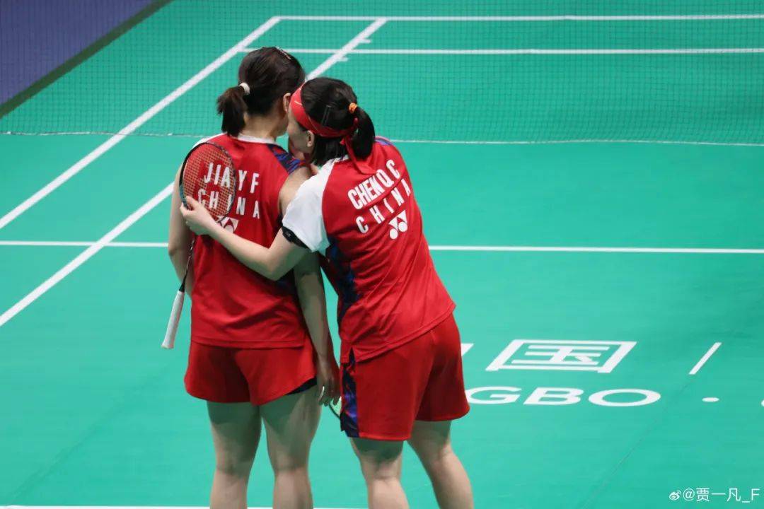 奥运冠军贾一凡被挤断指甲<strong></p>
<p>鹤壁虚拟币</strong>，本人发声：大家理智追星