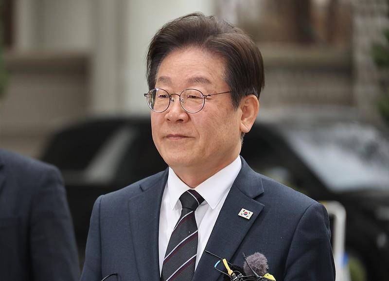 韩国大选时间初步敲定<strong></p>
<p>鹤壁虚拟币</strong>，新总统四选一？