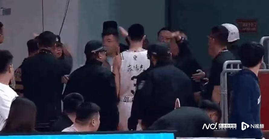 八强战广东男篮再负山西<strong></p>
<p>虚拟币故事</strong>，杜锋：胡明轩被罚下对我们伤害太大