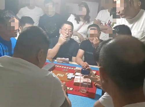 中铁四局原副总工程师赌博被偷拍<strong></p>
<p>牛玩虚拟币</strong>，四人涉敲诈勒索获刑