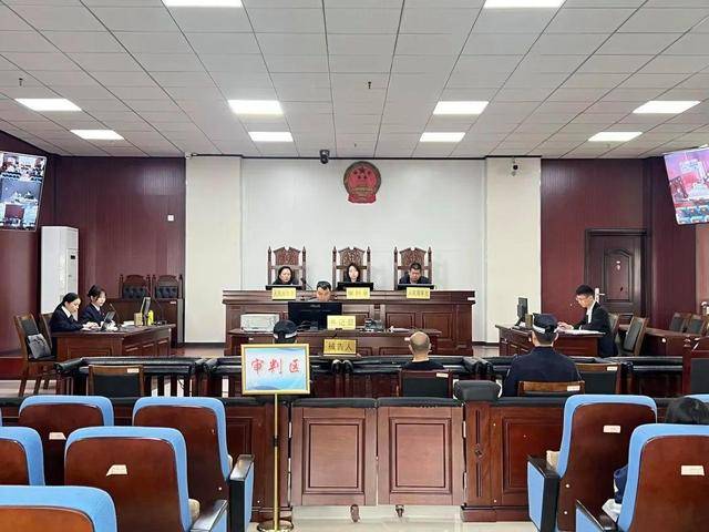 偷偷将村民银行卡与自己微信绑定<strong></p>
<p>华润虚拟币</strong>，贵州一村委原副主任盗刷村民低保金获刑
