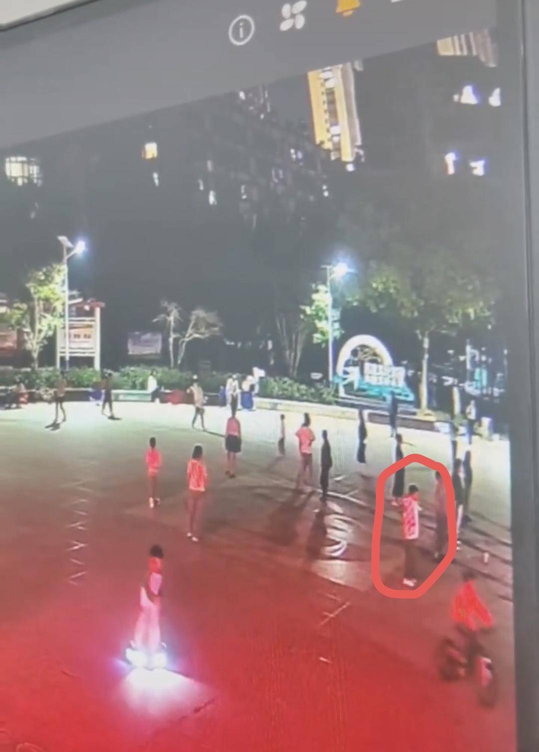 17岁女孩在广场跳操时失踪已月余 家属不认同“跳江自杀”<strong></p>
<p>wt虚拟币</strong>，警方已立案侦查