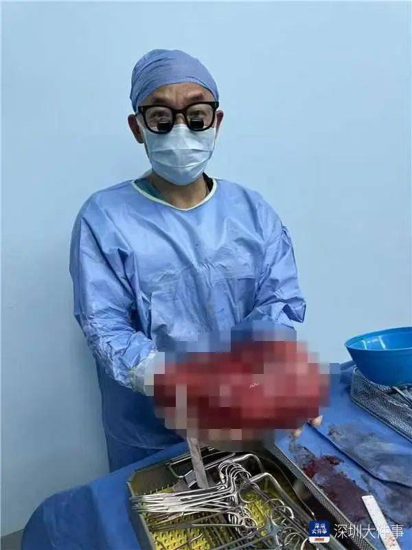 店员试衣间里一句警告<strong></p>
<p>op虚拟币</strong>，竟救了17岁少女！一家人火速赶到深圳