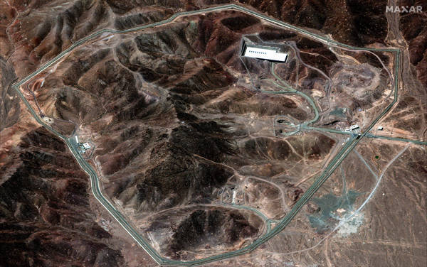 特朗普咨询军事顾问：13.6吨巨型钻地弹能摧毁福尔道地下核设施吗<strong></p>
<p>虚拟榴莲币</strong>？