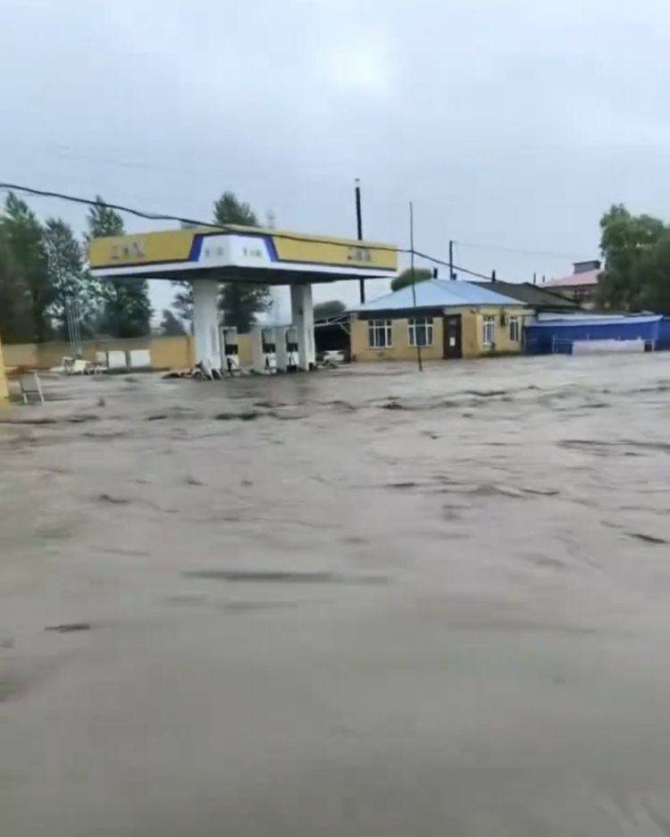 黑龙江青川乡遭遇强降雨<strong></p>
<p>mk虚拟币</strong>，河水外漫致加油站出现积水