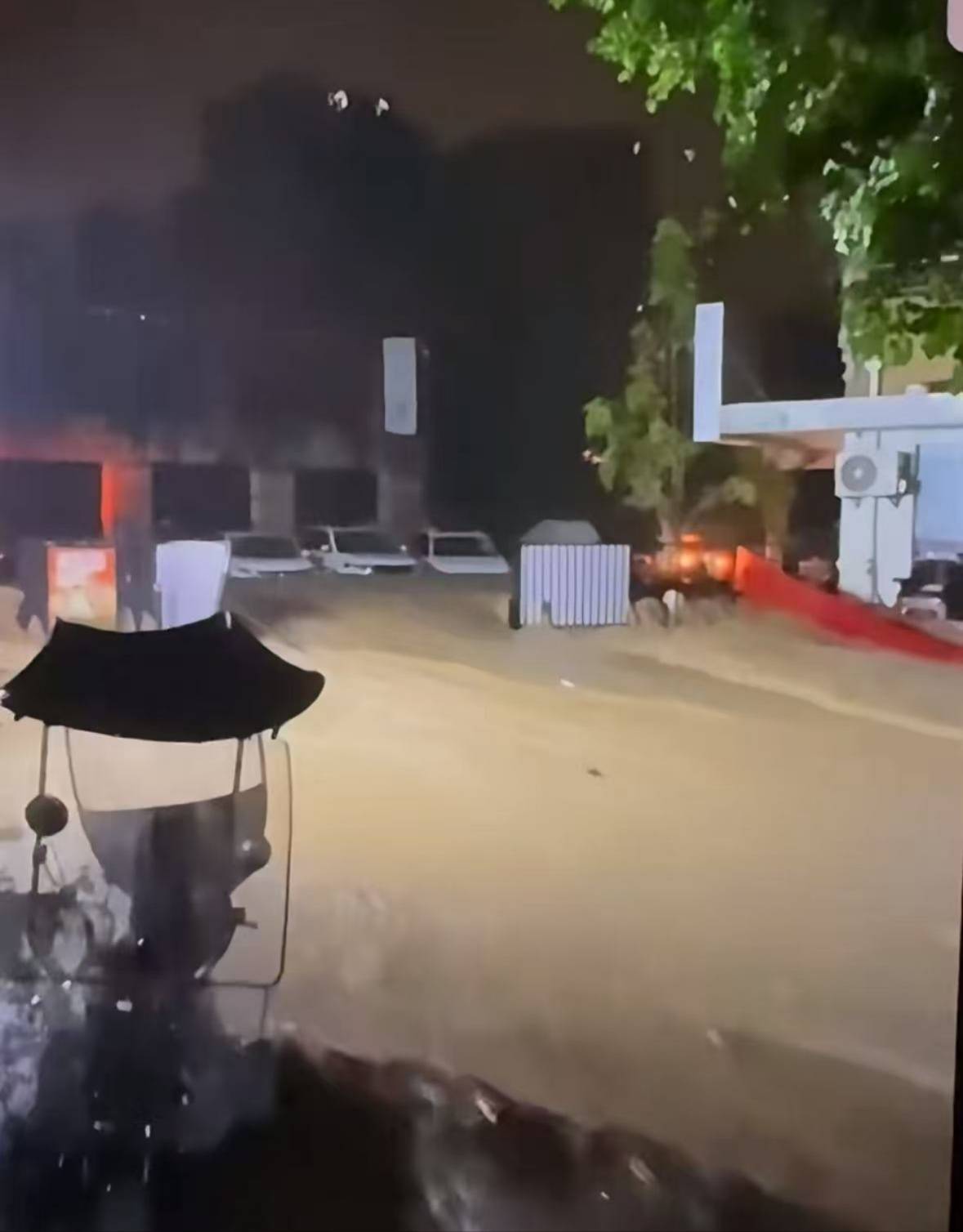 暴雨致重庆一小区女保安遇难<strong></p>
<p>虚拟币bf</strong>，知情人：深感悲痛，已安抚家属