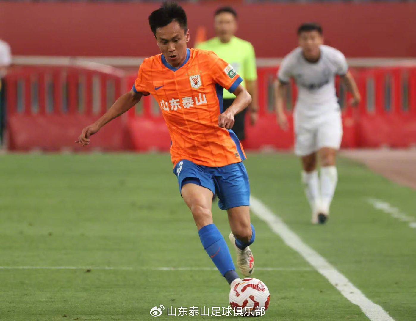 调整开始<strong></p>
<p>火宝虚拟币</strong>！泰山官宣4人租借离队 夏窗期间已有7人告别