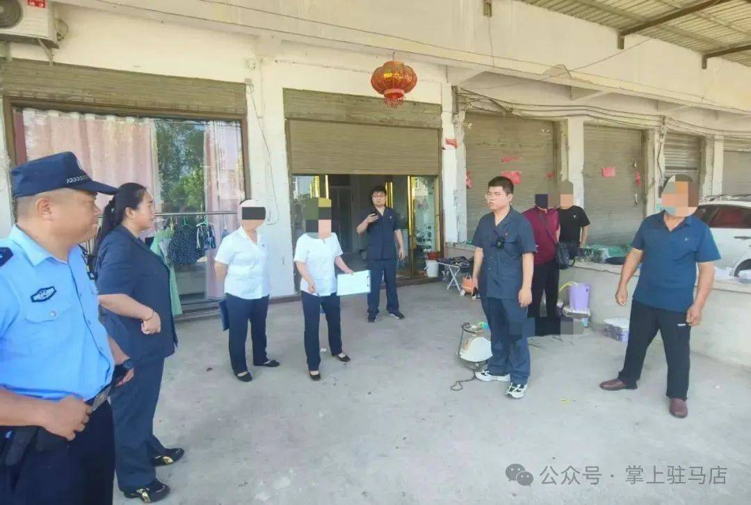 现场画面曝光！河南驻马店出动多名干警<strong></p>
<p>二道虚拟币</strong>，多人被带走！
