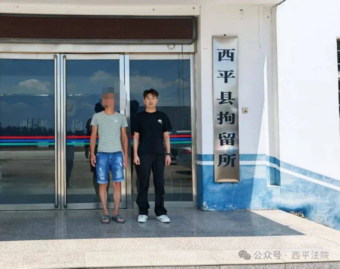 现场画面曝光！河南驻马店出动多名干警<strong></p>
<p>二道虚拟币</strong>，多人被带走！