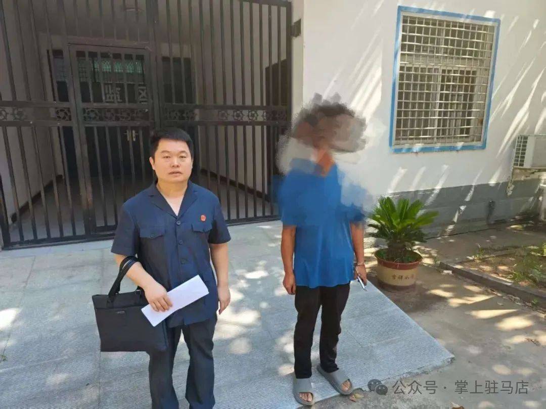 现场画面曝光！河南驻马店出动多名干警<strong></p>
<p>二道虚拟币</strong>，多人被带走！