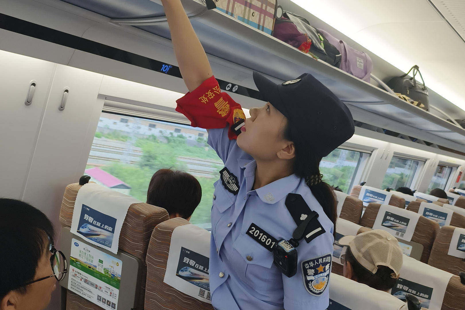 当事女乘客回应“穿吊带乘高铁收到提示卡片”：没冒犯<strong></p>
<p>河源虚拟币</strong>，未评判穿着，安全感满满