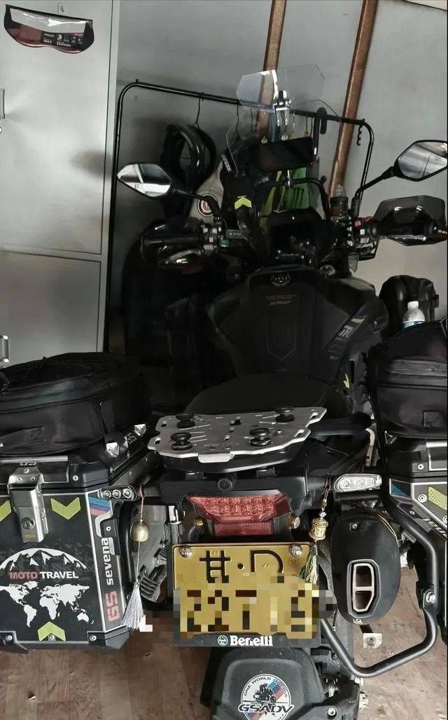 奔驰逆行逼停后续<strong></p>
<p>ba虚拟币</strong>，骑手先认怂，放弃索赔怕闹大，网友评论区炸锅
