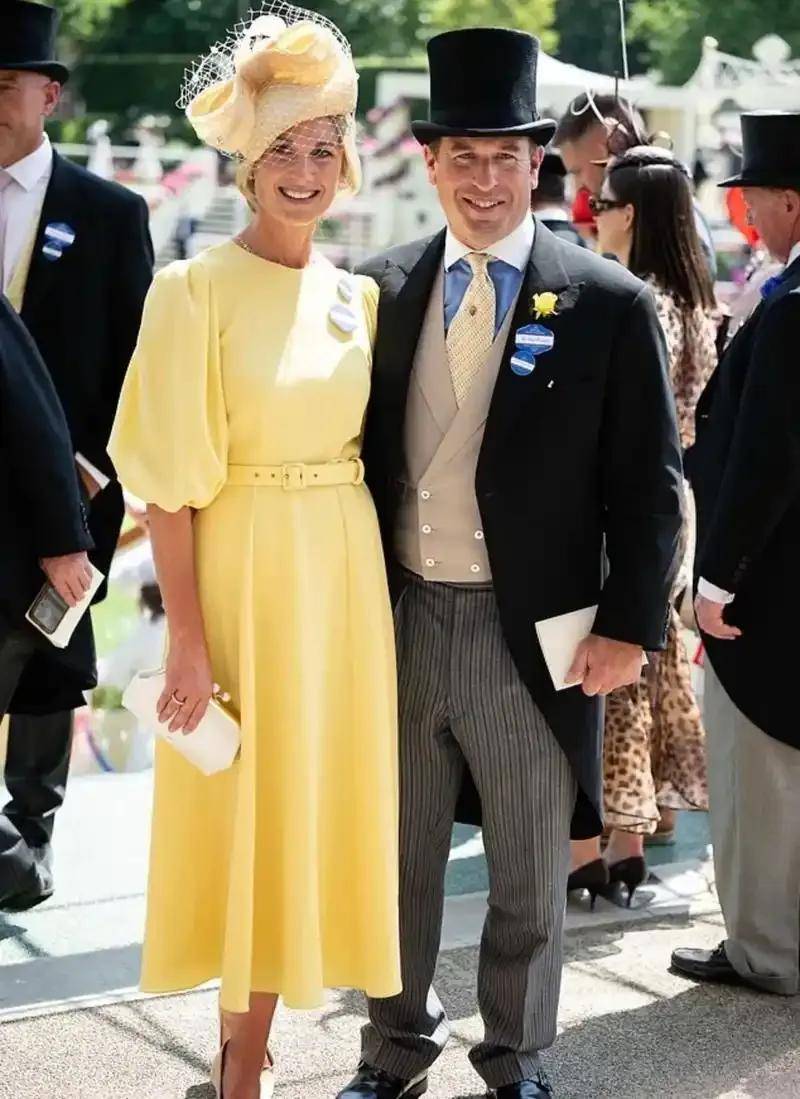 45岁离异带娃女护士嫁英国王室<strong></p>
<p>虚拟金刚币</strong>，比短剧更精彩！
