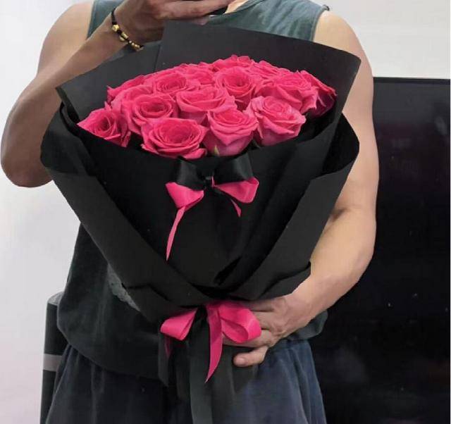 七夕不送玫瑰改送花菜<strong></p>
<p>虚拟币扫码</strong>！这一届年轻人“反套路”重新定义浪漫