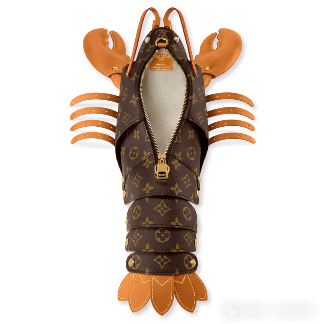 LV龙虾造型手袋售价55500元！网友：实在欣赏不来……官方回应：背起来不奇怪<strong></p>
<p>虚拟币扫码</strong>，武汉门店暂无库存