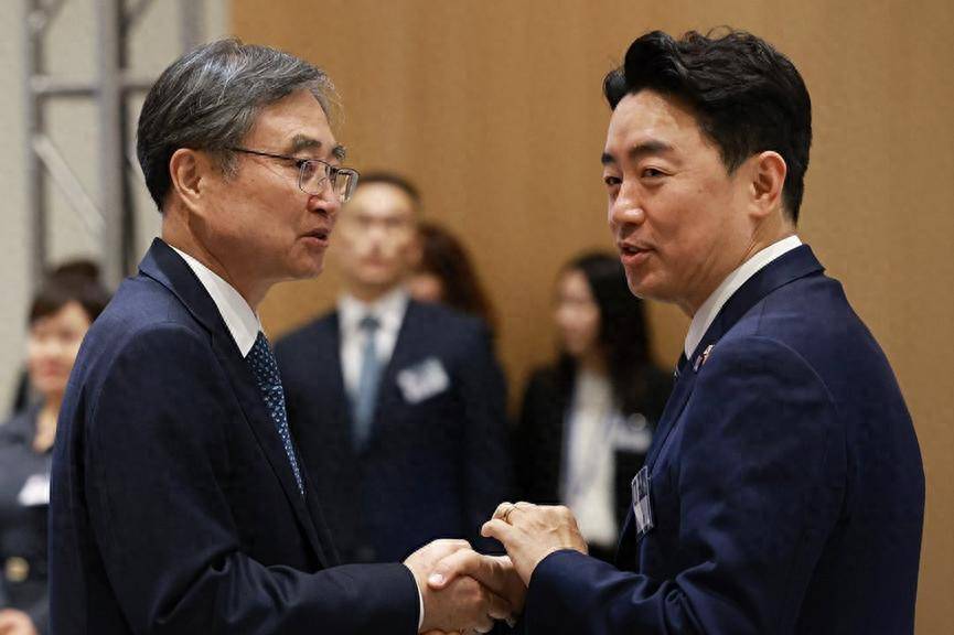 明知中方邀请金正恩<strong></p>
<p>DW虚拟币</strong>，李在明却刻意回避不见，想在韩国主场施展拳脚