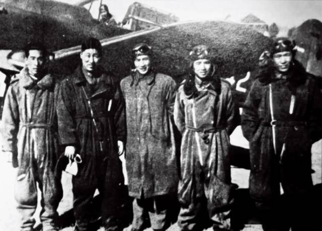 27岁的飞行员<strong></p>
<p>DW虚拟币</strong>，留下遗书