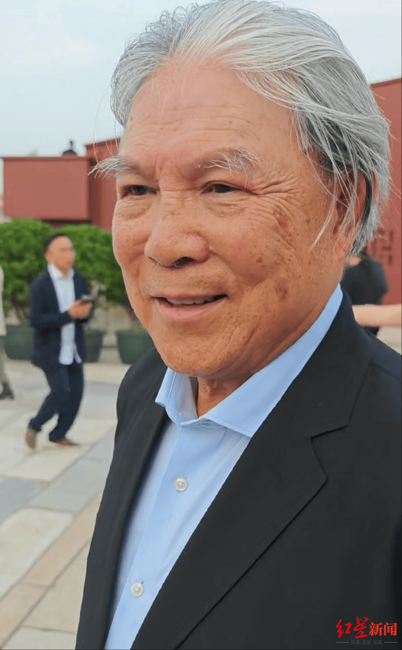 霍震霆：在阅兵仪式中<strong></p>
<p>寿司虚拟币</strong>，看到了国家的国防能力和国家发展