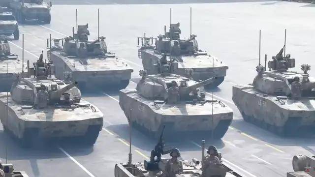 100式坦克<strong></p>
<p>寿司虚拟币</strong>？红旗-29？东风-61？九三阅兵都有哪些亮点？