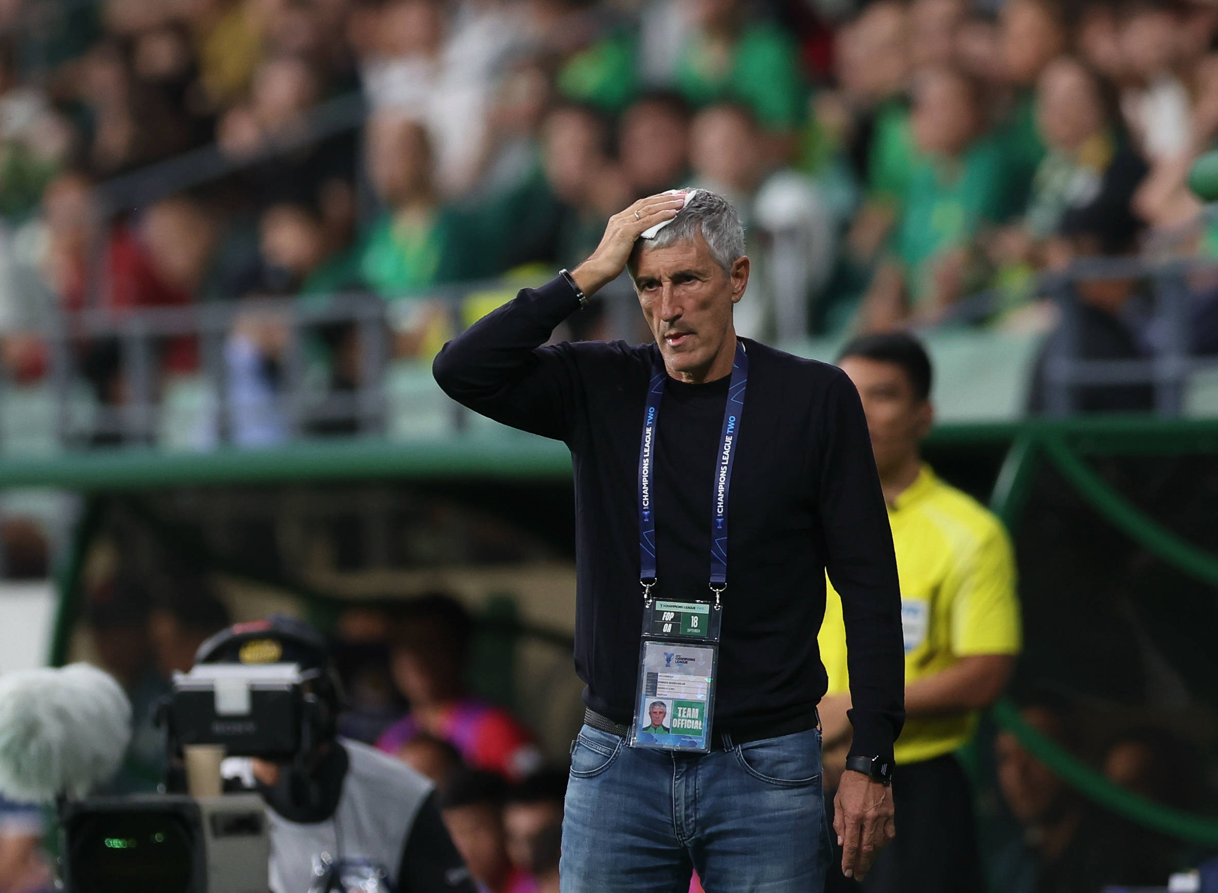 国安主帅回应被踢伤：<strong></p>
<p>虚拟币锁金</strong>我回到衣室也和恩加说 这是不是瞄着我踢的